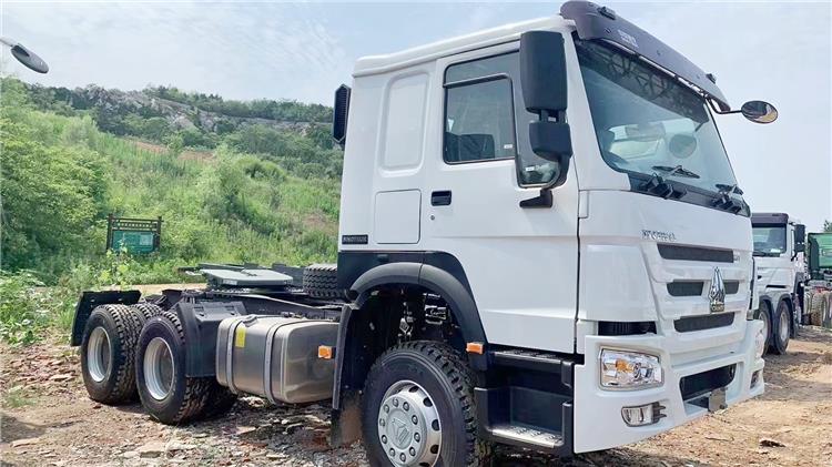 Howo 371hp 8x4 Dump Truck and Truck Tractor for Sale in Nigeria