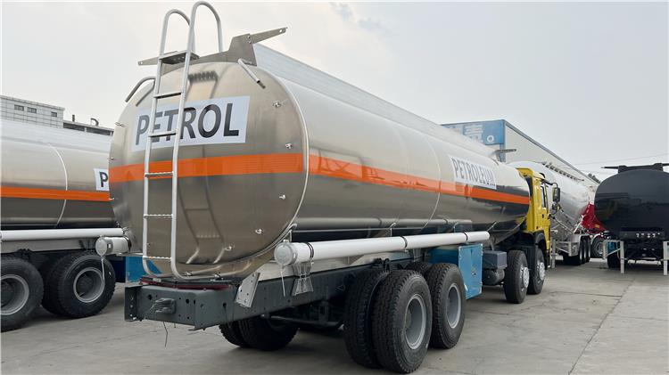 20000 Liters Howo 371 Petrol Tanker Truck for Sale In Nigeria