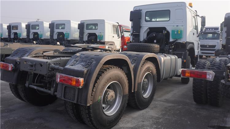 Howo 371hp Tractor Head for Sale In Nigeria Customer