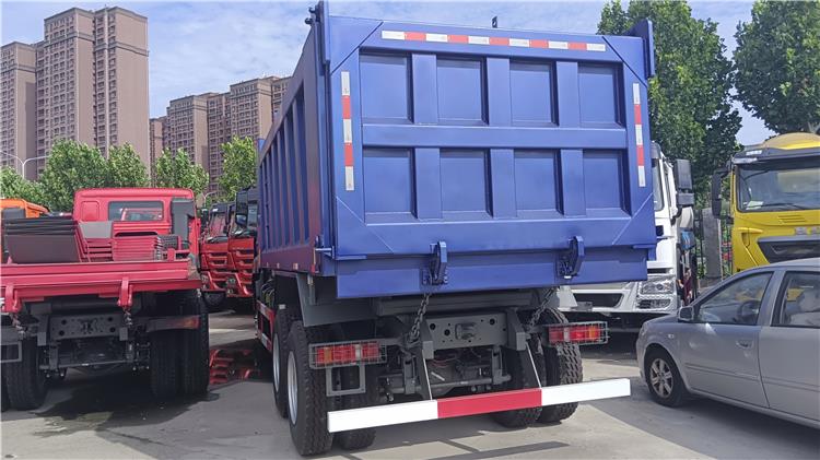 Howo 371 12 Wheeler Tipper Truck for Sale In Abuja