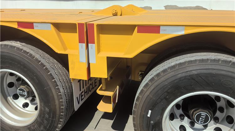 4 Axle 80 Ton Removable Gooseneck Trailer for Sale in Nigeria