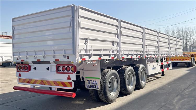 Tri Axle Trailer with Board for Sale In Nigeria Lagos