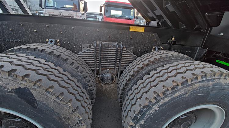 Shacman F3000 12 Wheeler 8x4 Dump Truck for Sale In Nigeria