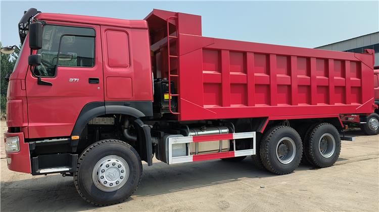 Refurbished Used Howo Tipper Trucks for Sale In China