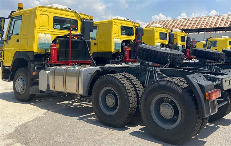 Slightly Used for Howo Trucks Tractor 371 In Lagos Nigeria