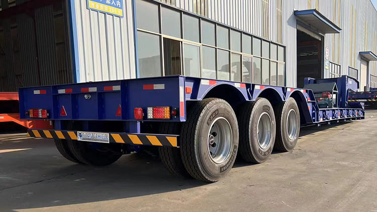 TITAN Removable Gooseneck Lowboy Trailer for Sale in Nigeria