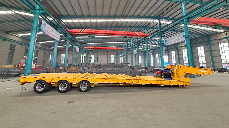 3 Axle 60 Tons Hydraulic Removable Gooseneck Trailer for Sale in Nigeria