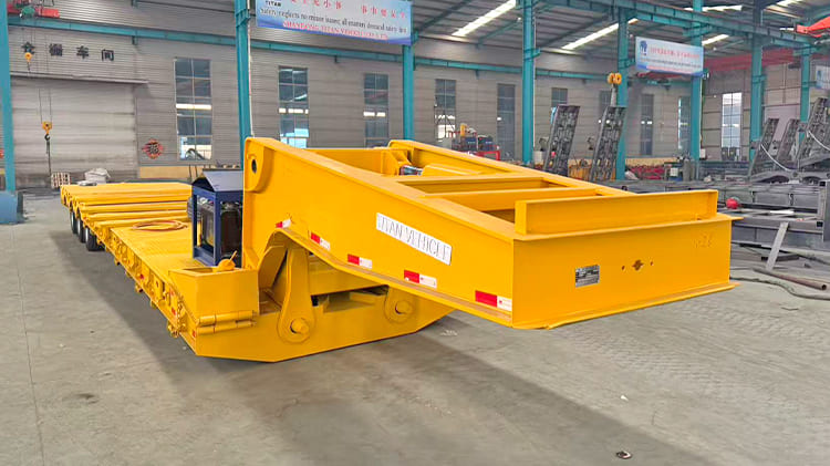 3 Axle 60 Tons Hydraulic Removable Gooseneck Trailer for Sale in Nigeria