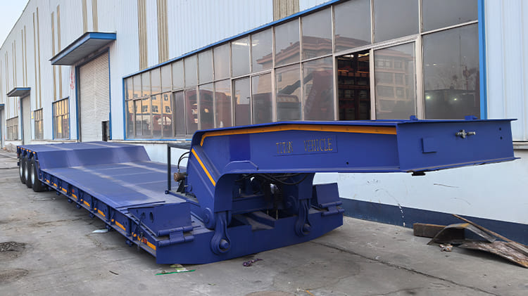 80 Ton Detachable Lowboy Gooseneck Trailer for Sale in Nigeria