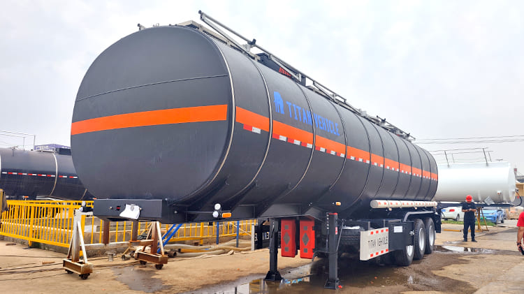 3 Axle Hot Oil Asphalt Tanker Trailer for Sale in Nigeria