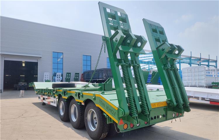 3 Axle 60 Ton Full Width Gooseneck Low Bed Trailer for Sale In Nigeria Lagos