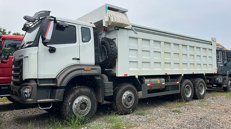 Sinotruk Howo 8x4 Tipper Truck for Sale Tipper Truck for Sale in Nigeria