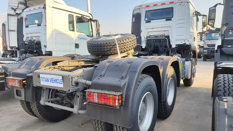 New Howo Trucks Head for Sale Price in Nigeria