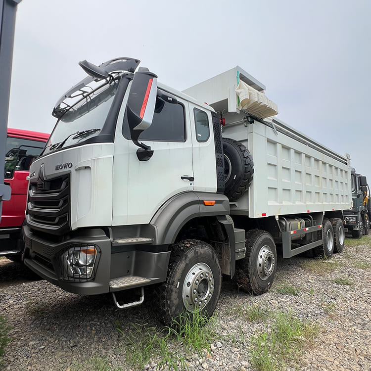 Sinotruk Howo 8x4 Tipper Truck